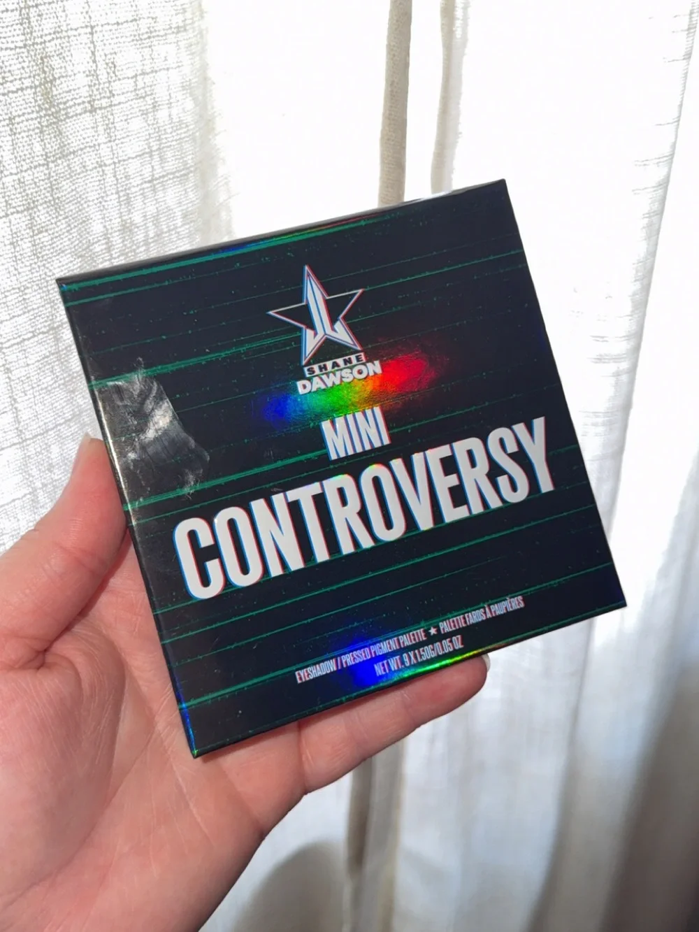 Jeffree Star Mini Controversy Palette - Black with Holographic Accents